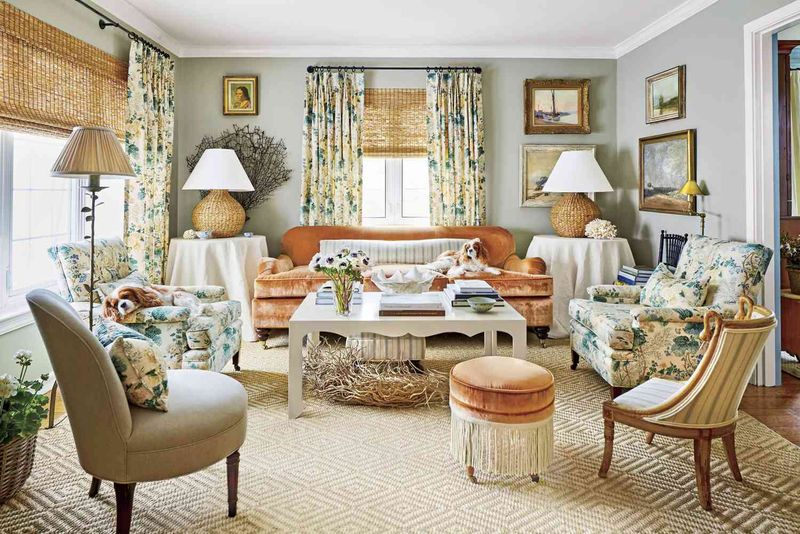 10 Couch Colors That Make Washington Homes Look Tired And 10 That Feel Modern - Decor Hint Outdated: Floral Patterns on Cream Backgrounds