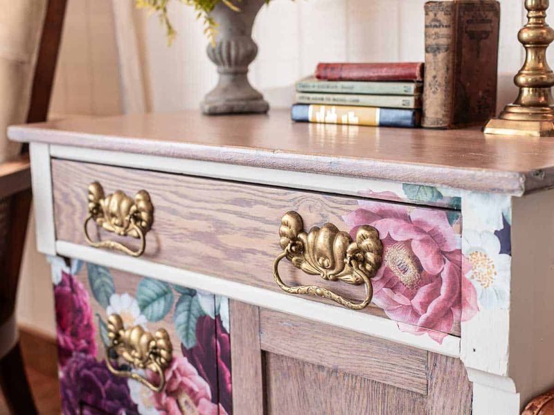 New Jersey DIYers' Favorite Weekend Projects You Can Totally Pull Off - Decor Hint Revamping Vintage Furniture