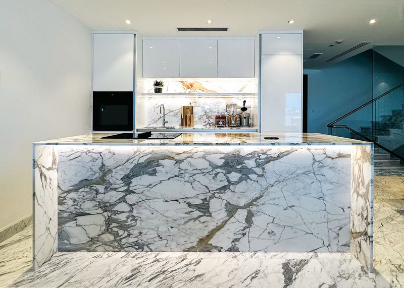 6 Kitchen Trends On The Rise (With 8 Classic Looks That Never Fail) - Decor Hint Marble Countertops