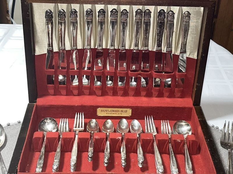 Silver-Plated Flatware Sets
