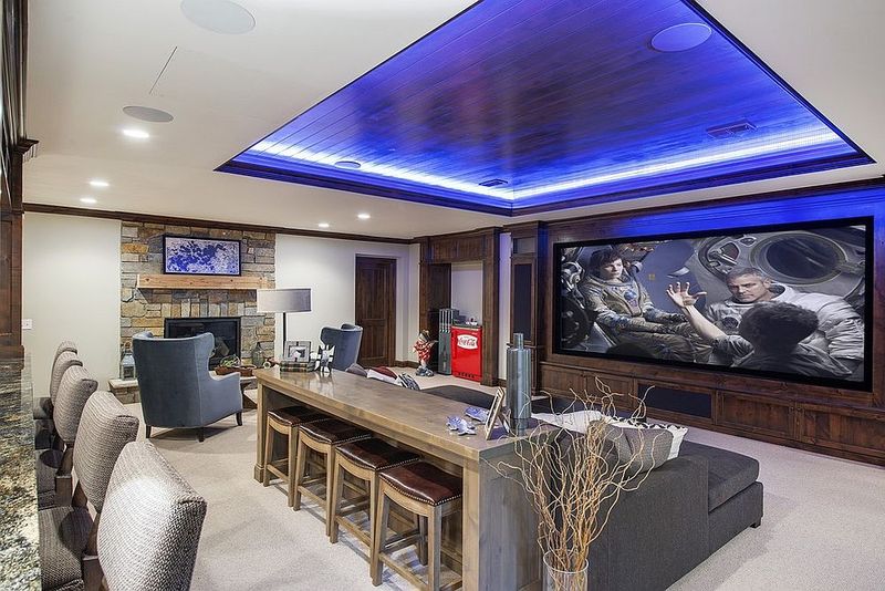 15 Home Details That Are Personal Faves But Buyer Dealbreakers And 5 That Scream Don't Buy - Decor Hint Themed Décor Rooms
