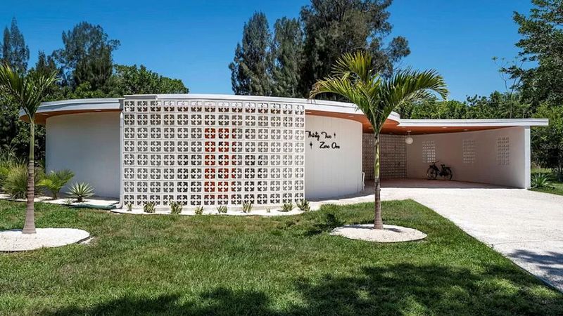 Breeze Block Walls and Privacy Screens