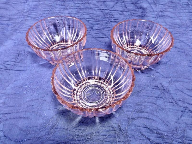 4 Pennsylvania Antiques Found In Lebanon Homes That Could Fetch High Prices And 7 That Might Not Sell For Much - Decor Hint Depression Glass