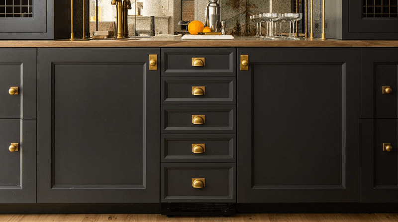 19 Interior Trends That Are Making Antique Collecting Cool Again - Decor Hint Heritage Hardware Revival