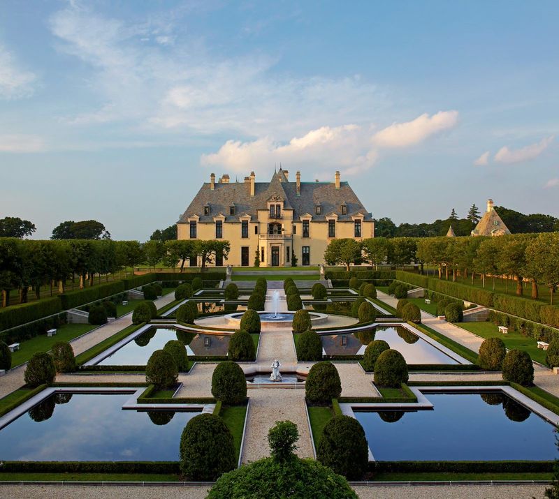 You Can Actually Tour The 14 Most Opulent Gilded Age Homes In America - Decor Hint Oheka Castle: Long Island's French Chateau