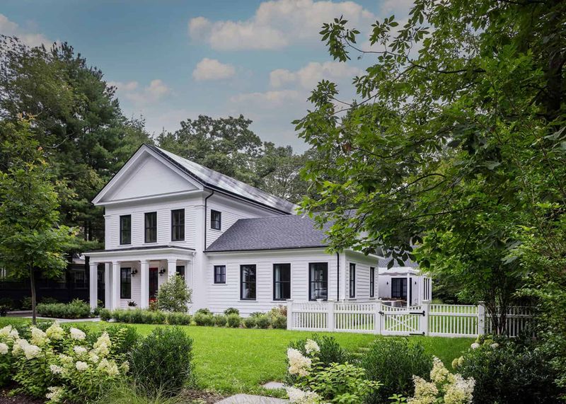 Greek Revival Temples Disappearing