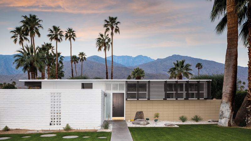 13 Vintage California Home Styles That Defined The Golden State - Decor Hint Mid-Century Modern