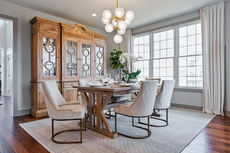 Table Settings That Tell Stories