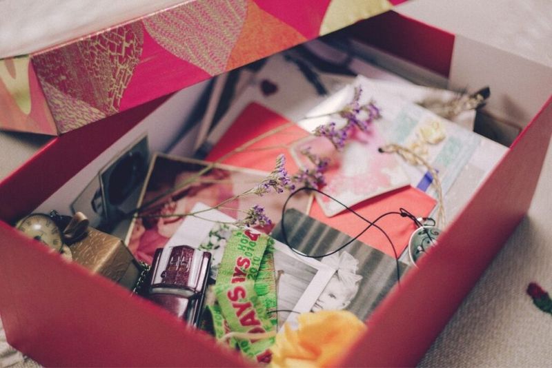 12 Things In Your House A Professional Organizer Would Remove - Decor Hint Sentimental Clutter