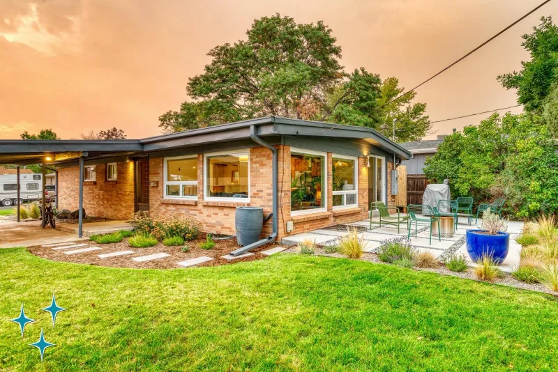 8 Colorado Homes Forecasted To Lose Value And 9 To Gain By 2026 - Decor Hint Well-Maintained Mid-Century Modern Homes