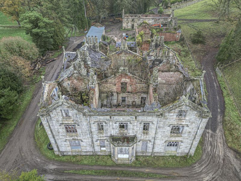 17 Majestic Ancestral Homes Forever Lost To Time - Decor Hint The Manor of Whispering Oaks