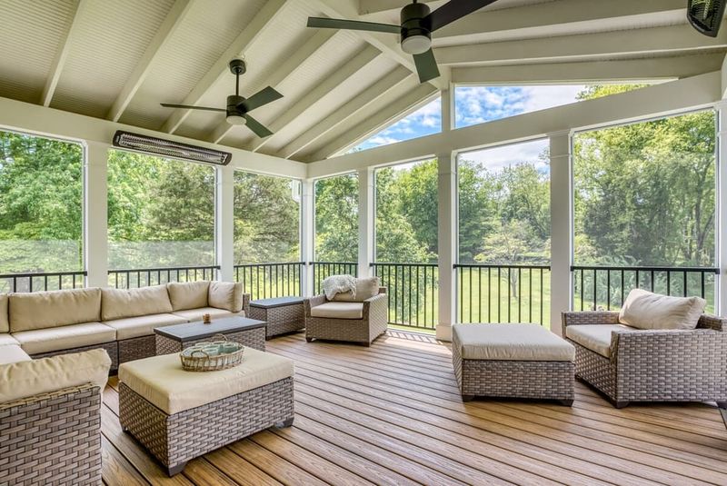 11 Picture-Perfect Outdoor Spaces Popping Up All Over Virginia Neighborhoods - Decor Hint All-Season Porches