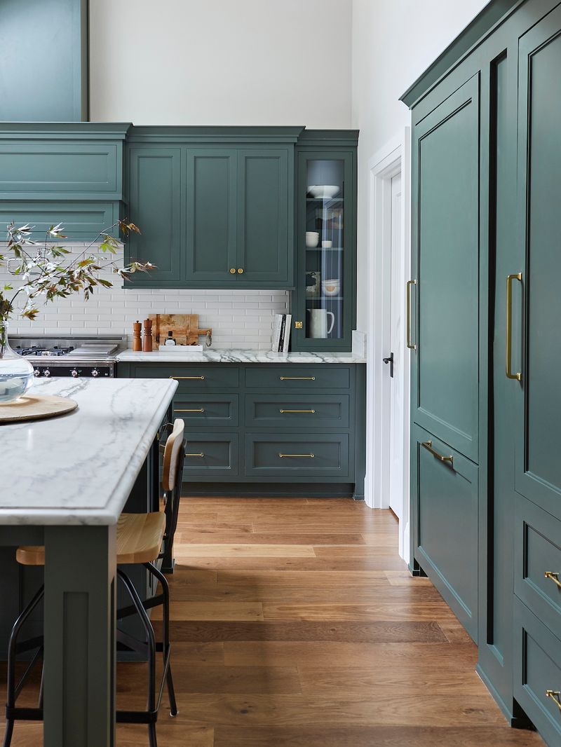 16 Kitchen Design Mistakes That Push Buyers Away In Washington Say The Pros - Decor Hint Overly Trendy Color Schemes