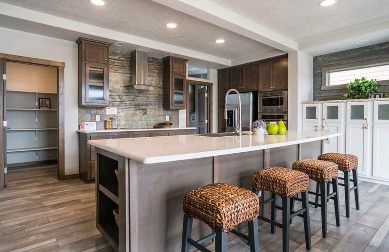 5 Great Mobile Home Brands Worth Your Money And 5 That Fall Short - Decor Hint Giles Industries: Promising Concepts with Disappointing Execution