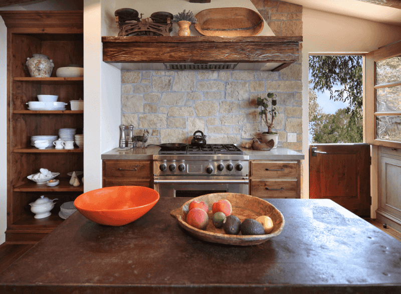 Tuscan-Inspired Decor