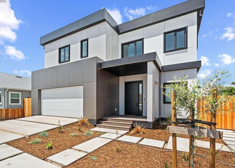 6 San Leandro Home Styles That May Hurt Your Resale Value By 2026 And 5 Buyers Will Be Looking For - Decor Hint Energy-Efficient Modern Builds