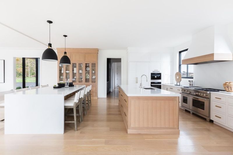 29 Innovative Kitchen Designs Everyone Will Copy Next Year - Decor Hint Double Island Kitchens