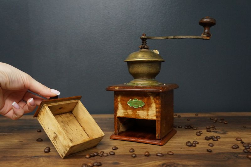 Grandma Was Right – 22 Vintage Home Staples Making A Comeback - Decor Hint Manual Coffee Grinders