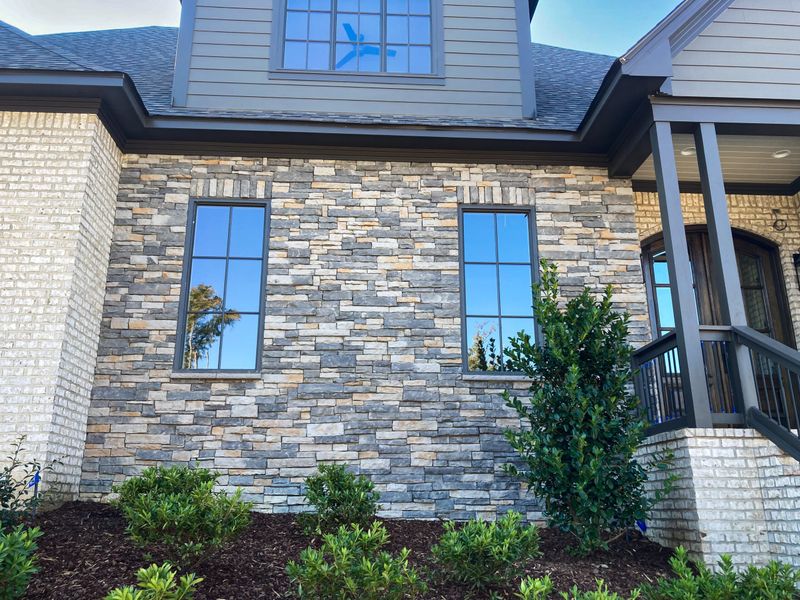 14 New Mexico Home Styles That Will Be History By 2030, Experts Reveal What's Falling Out Of Favor Fast - Decor Hint Faux Stone Exteriors