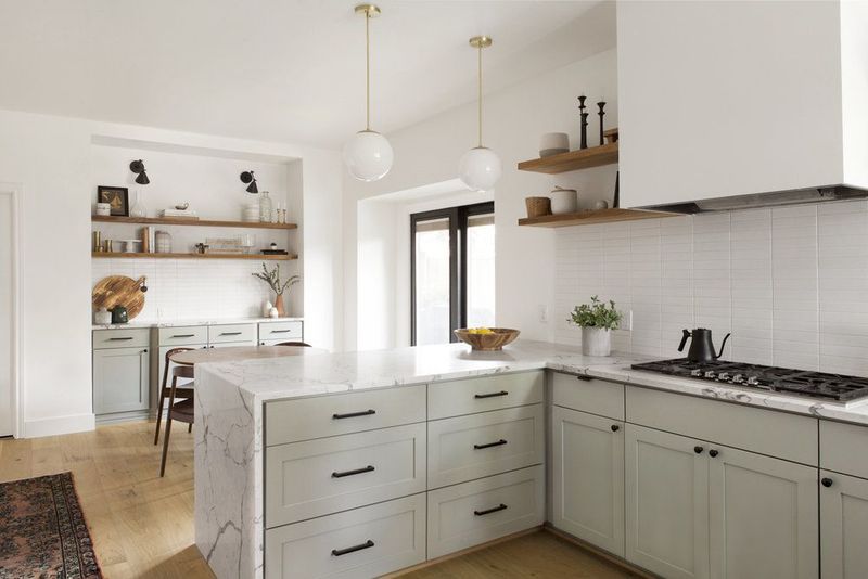 Cluttered Countertops Are Clearing Out