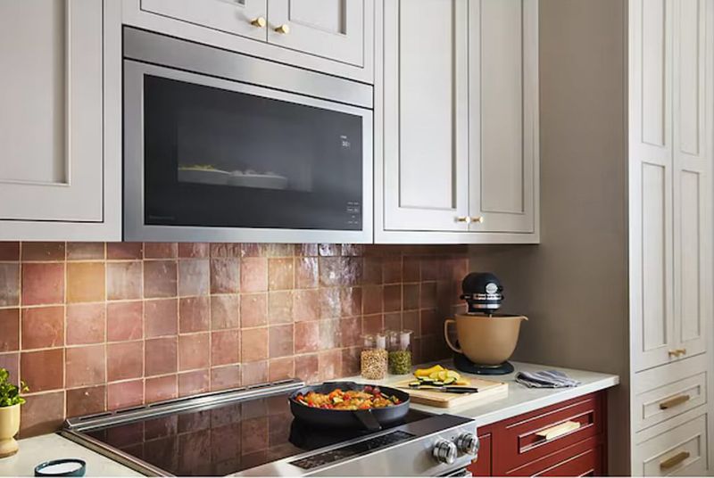 Microwave above the range