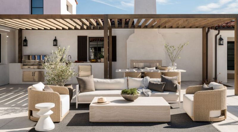 Outdoor Living Rooms