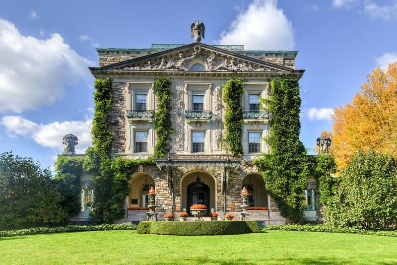 Inside 25 Luxurious Homes Of The Richest Gilded Age Families In USA - Decor Hint Kykuit: Rockefeller's Hudson Valley Haven