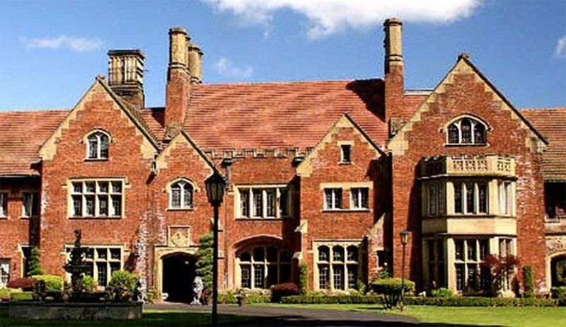 50 Photos Of Famous Historic Houses In Each US State - Decor Hint Thornewood Castle, Washington