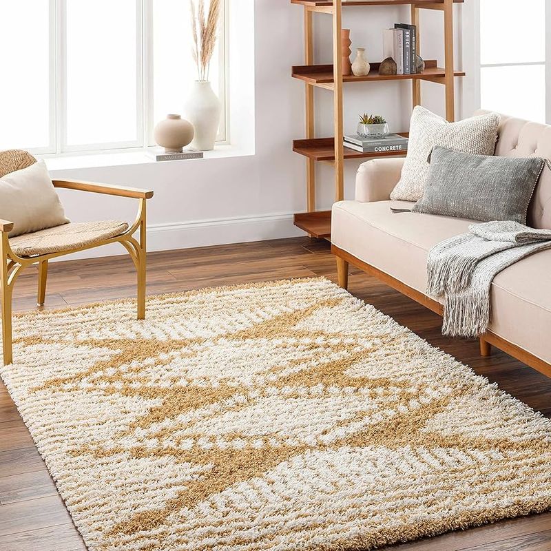 These 19 "Ugly" Decor Trends Are Making A Huge Comeback In 2025 - Decor Hint Shag Carpeting