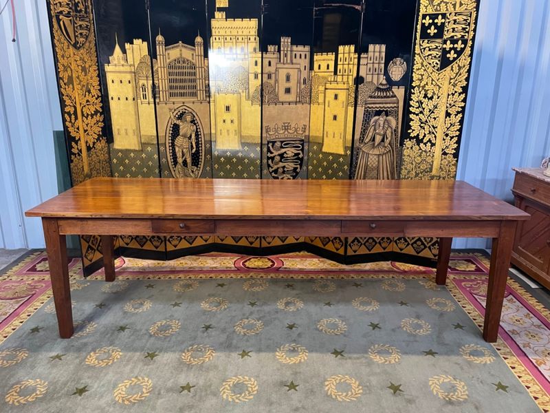 Antique Farmhouse Tables Tell Stories Through Their Patina