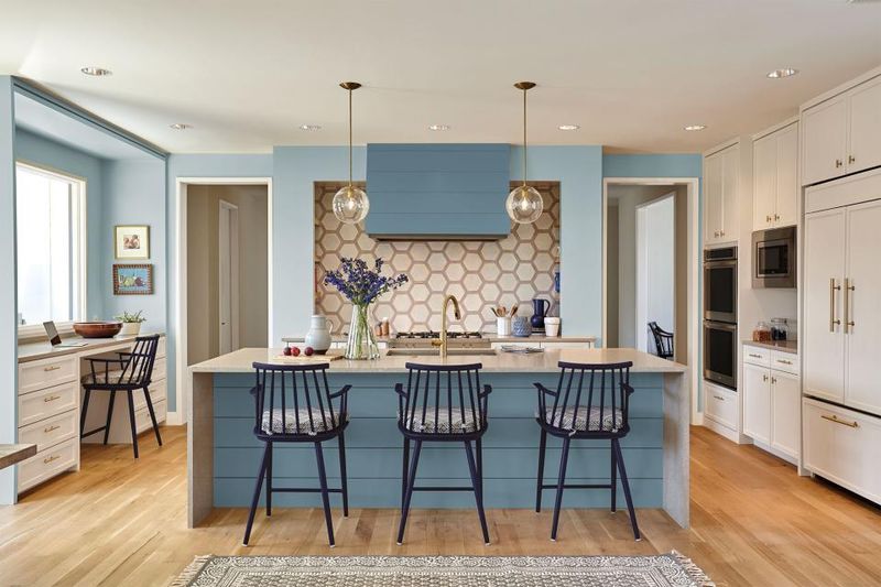 17 Kitchen Colours That Are Officially Out Of Style In 2025 (Plus 5 That Have Been Out For A While) - Decor Hint Country Blue