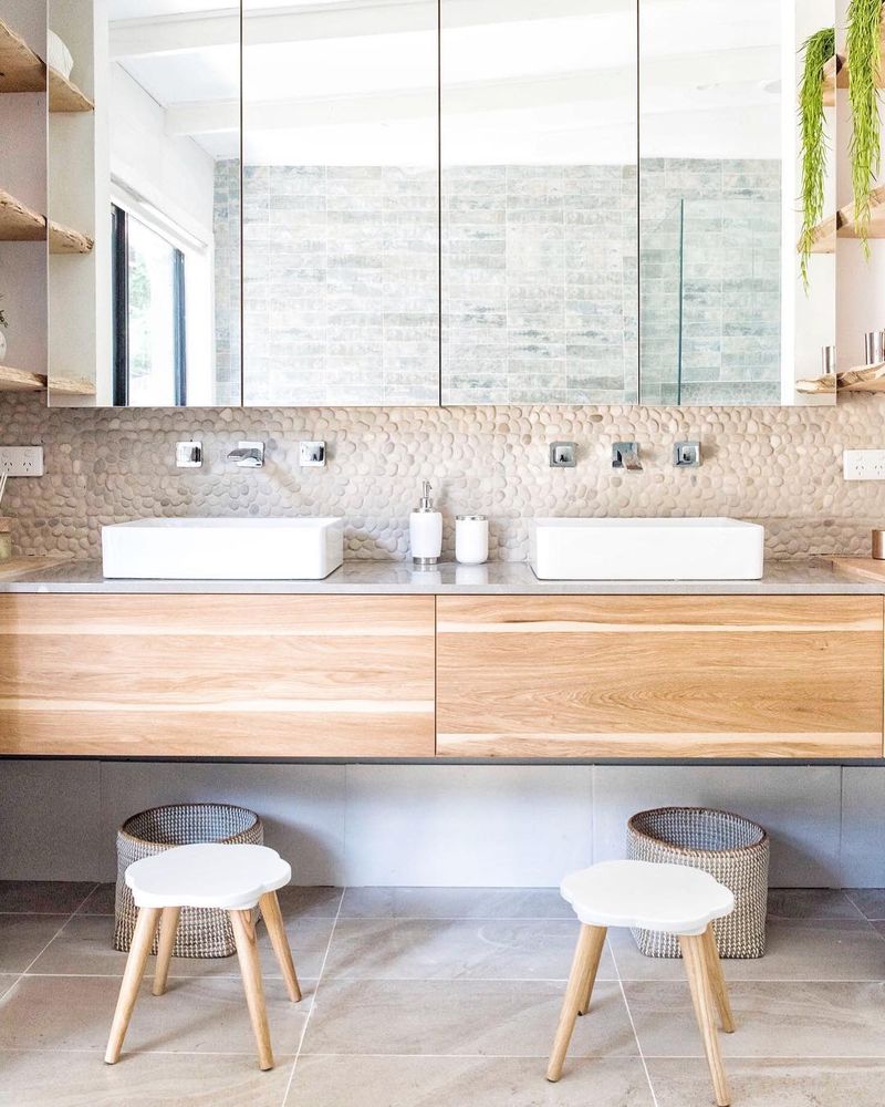 Floating Vanities Without Storage