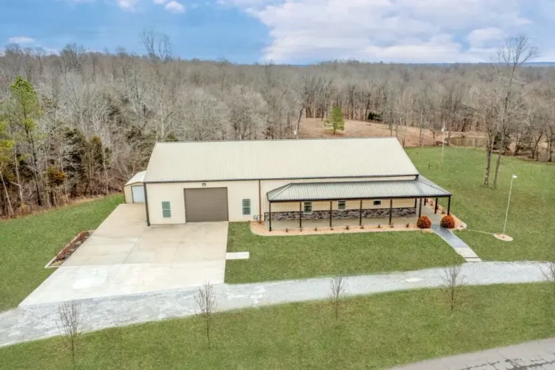 17 Reasons Why A Barndominium Makes A Great Home - Decor Hint Budget-Friendly Building Costs