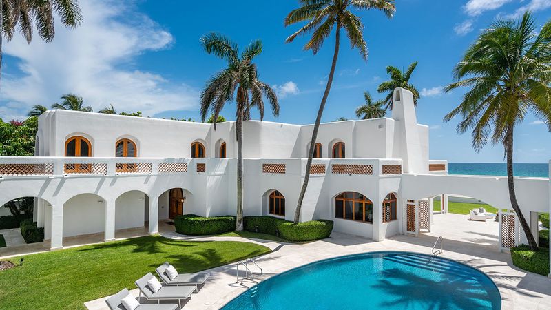 These 23 Mansions Are Breaking Price Records Especially In Beverly Hills And Miami - Decor Hint Miami Beachfront Villa