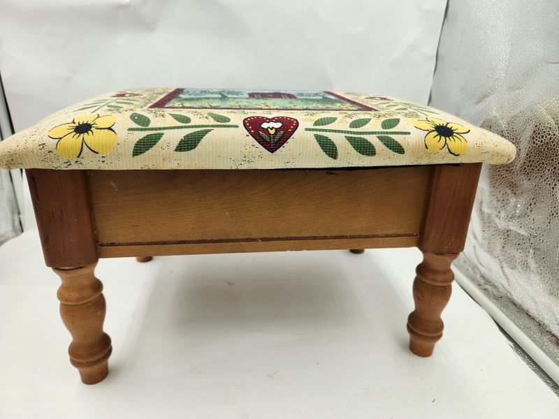 5 Pennsylvania Furniture Trends That Didn't Stand The Test Of Time And 5 More That Quickly Faded - Decor Hint Faux Country Kitsch