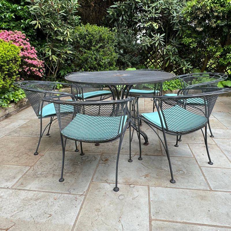 10 Beloved Outdoor Ideas In Washington And 4 That Should Catch Your Eye - Decor Hint Wrought Iron Table