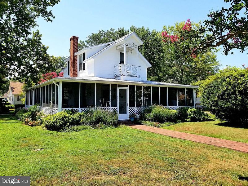 Farmhouse Sleeping Porches