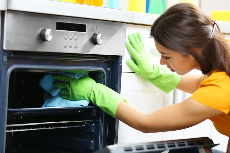 9 Common Oven Rack Cleaning Mistakes (And How To Avoid Them) - Decor Hint Rushing The Drying Process