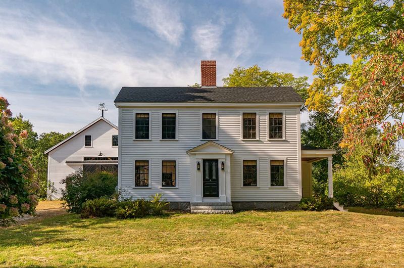 Classic New England Touches That Define Massachusetts Homes - Decor Hint Clapboard Siding with Muted Tones