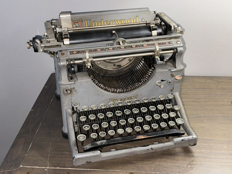 Old Typewriters In Poor Condition