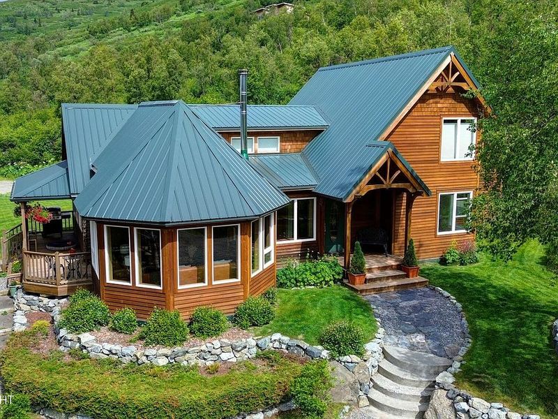 Property Prices Are Climbing For These 10 Types Of Homes In Alaska - Decor Hint Multi-Generational Family Compounds