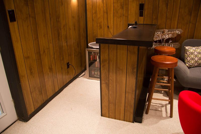 Inside 12 Modern Trends Iowa Experts Warn Against And 7 That Lost All Appeal - Decor Hint Wood Paneling Walls