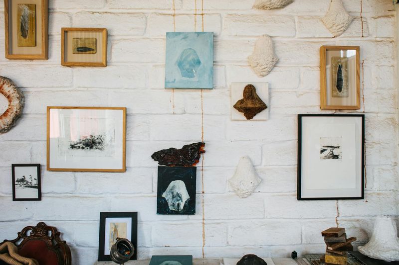 8 Home Decor Trends That Are Quickly Falling Out Of Style - Decor Hint Excessive Gallery Walls