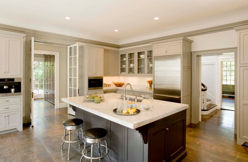Choose 8 New Kitchen Colors New Hampshire Designers Swear By In 2025 And 4 More To Try - Decor Hint Granite State Greige
