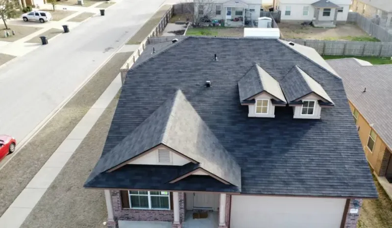 Dark Roofs With Poor Heat Reflectivity