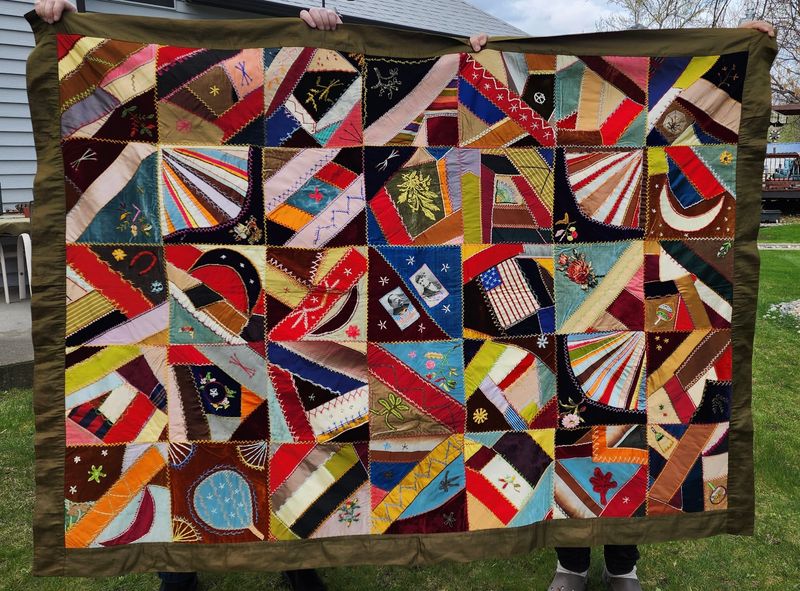 6 Antiques In Iowa Homes Could Gain Value And 6 Might Decline - Decor Hint Quilts With Provenance