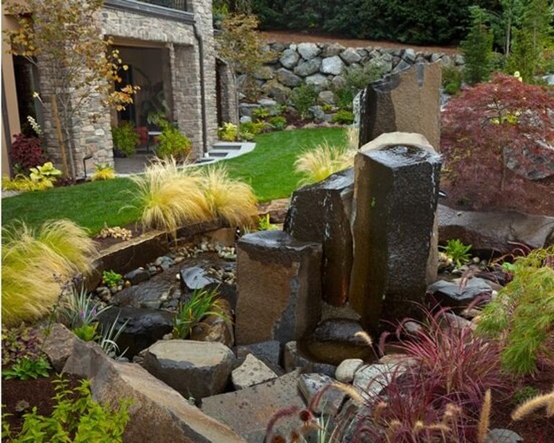 How Arizona's Outdoor Spaces Beat The Heat With Style - Decor Hint Cooling Water Features Beyond Traditional Pools