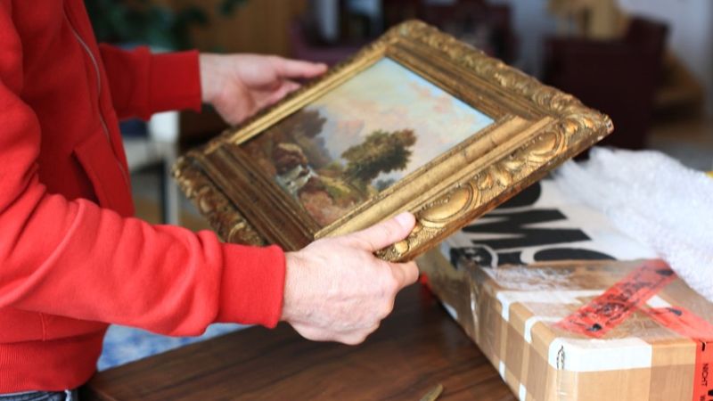 18 Valuable Things To Look For At Goodwill - Decor Hint Original Artwork
