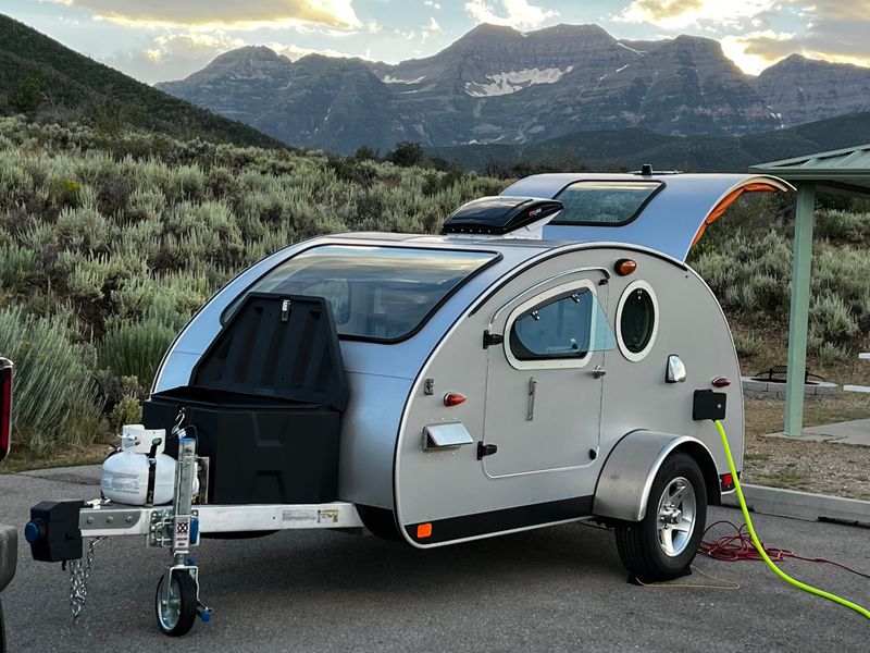 How To Turn A Teardrop Trailer Into A Cozy Mobile Home In 12 Steps - Decor Hint Choosing The Right Teardrop Trailer