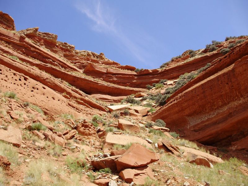 23 Legendary Cowboy Hideouts With Stories To Tell - Decor Hint Hole-in-the-Wall, Wyoming